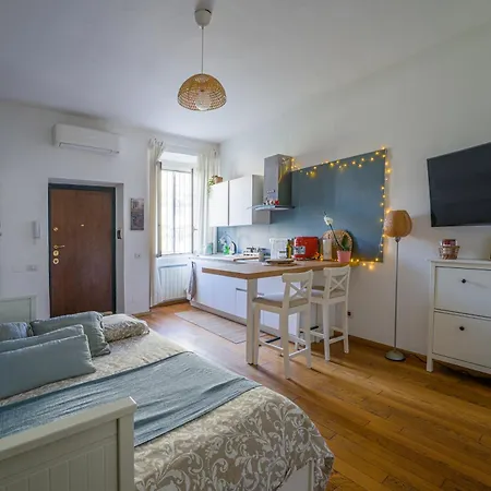 Cozy House Apartment